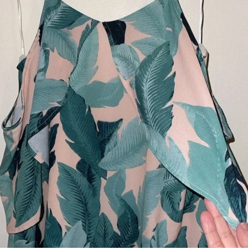 L'ATISTE Green and White Leaf Dress - Picture 7 of 9